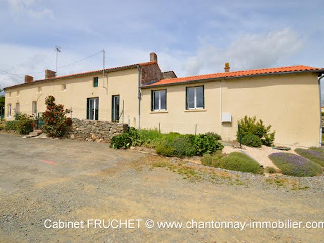 Vente Maison 7 pièces 150 m2 Réaumur