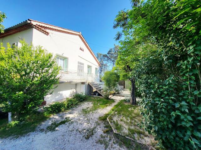 Vente Maison 7 pièces 150 m2 Saint jean de maruejols et avejan