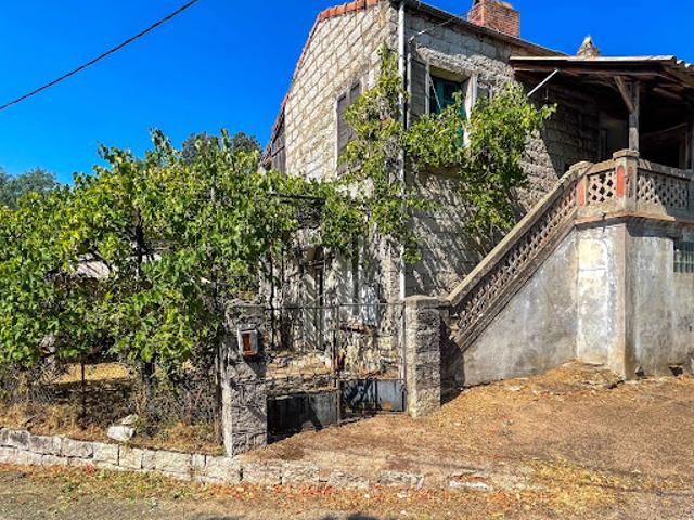 Vente Maison 7 pièces 150 m2 San Gavino di Carbini