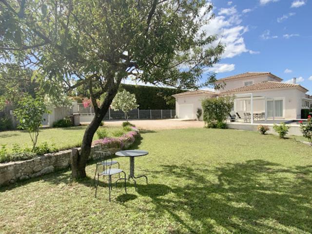 Vente Maison 7 pièces 150 m2 Uzès