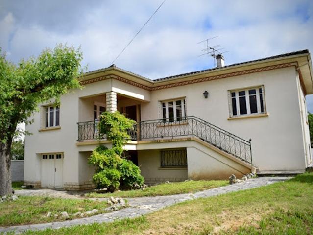 Vente Maison 7 pièces 150 m2 Villeneuve sur Lot