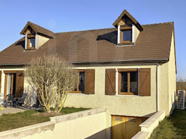 Vente Maison 7 pièces 151 m2 Ezy sur Eure