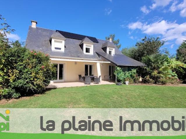 Vente Maison 7 pièces 152 m2 Creully