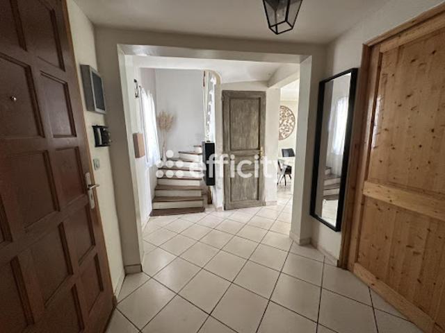 Vente Maison 7 pièces 153 m2 Montataire