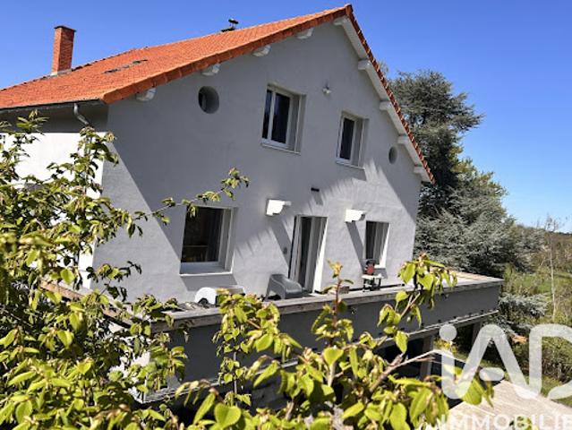 Vente Maison 7 pièces 153 m2 Orcines