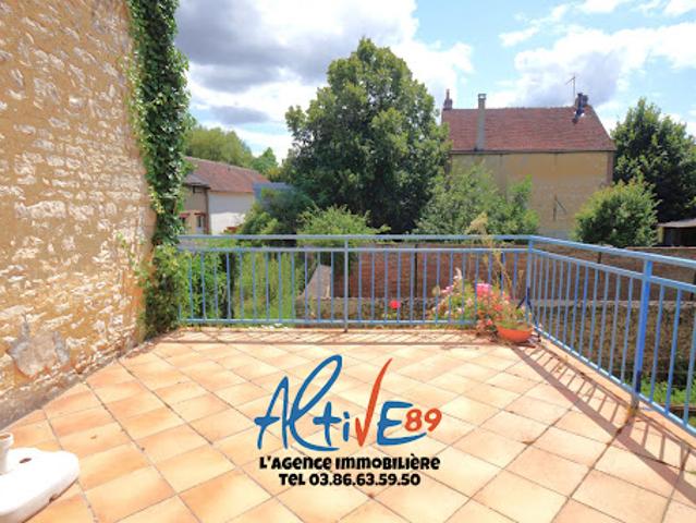 Vente Maison 7 pièces 153 m2 Aillant sur Tholon