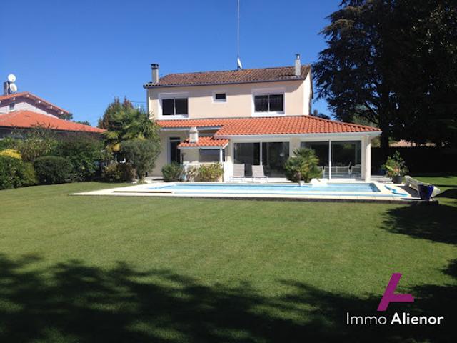 Vente Maison 7 pièces 153 m2 Pontenx les Forges