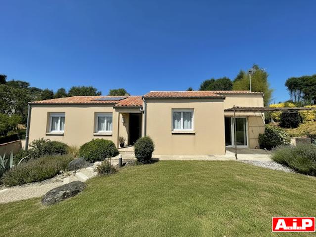 Vente Maison 7 pièces 153 m2 Pouzauges