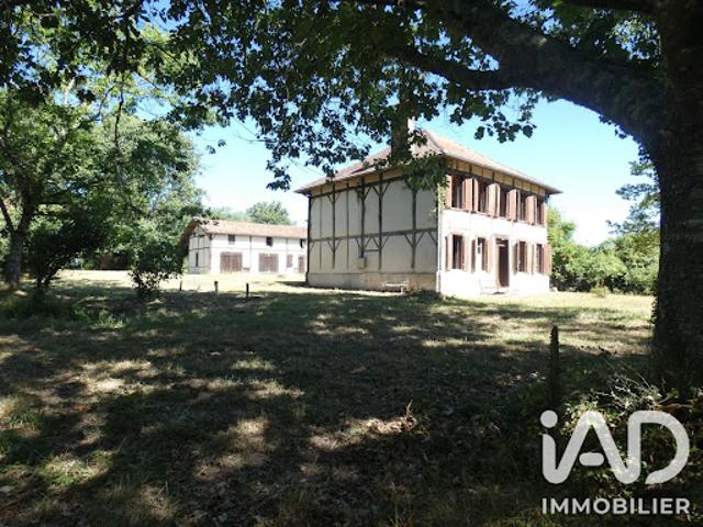 Vente Maison 7 pièces 164 m2 Beylongue