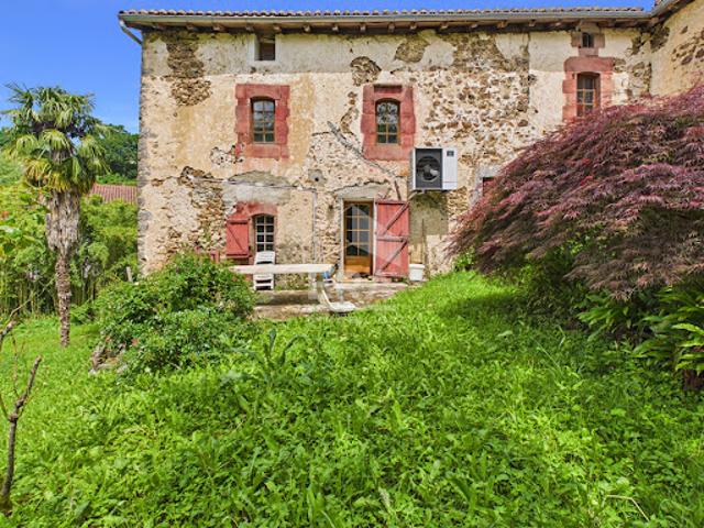 Vente Maison 7 pièces 164 m2 Hasparren