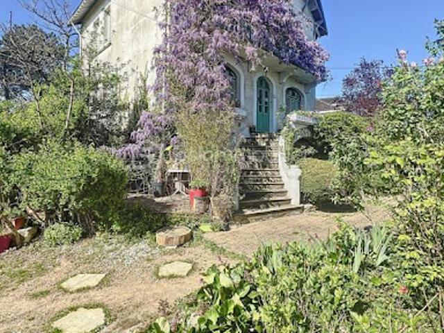 Vente Maison 7 pièces 165 m2 Montierchaume