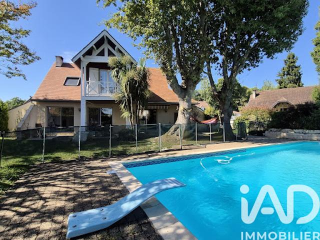 Vente Maison 7 pièces 165 m2 Morlaàs