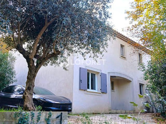 Vente Maison 7 pièces 165 m2 Alleins