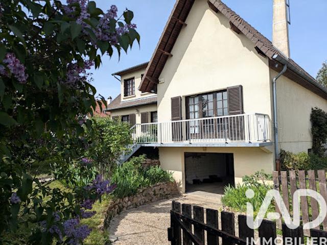 Vente Maison 7 pièces 165 m2 Forges les Bains