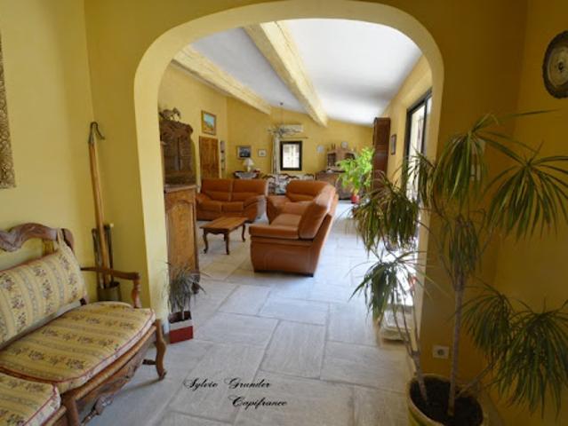 Vente Maison 7 pièces 165 m2 Grans