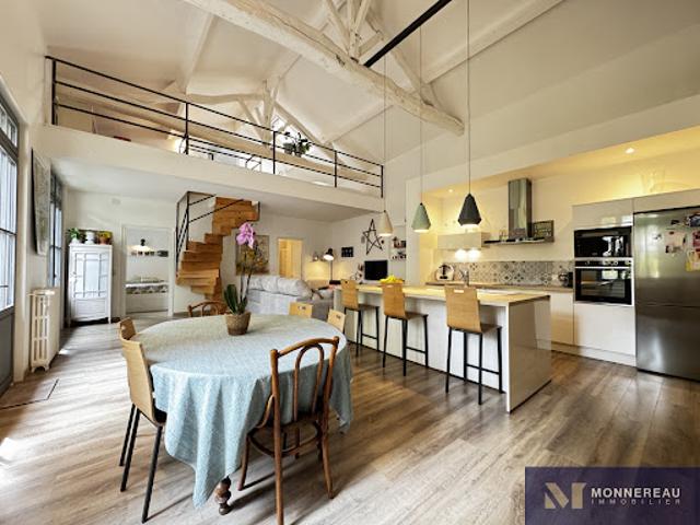 Vente Maison 7 pièces 166 m2 Barbezieux Saint Hilaire