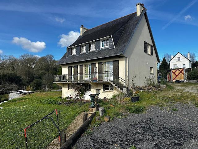Vente Maison 7 pièces 166 m2 Chateaulin