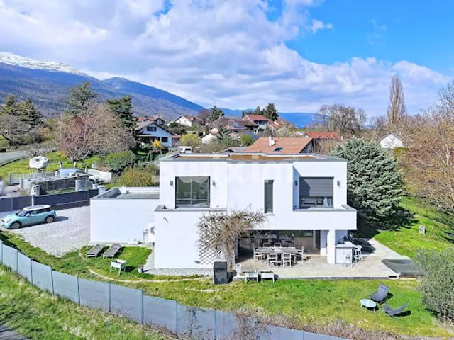 Vente Maison 7 pièces 166 m2 Saint Genis Pouilly