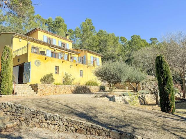 Vente Maison 7 pièces 166 m2 Entrecasteaux
