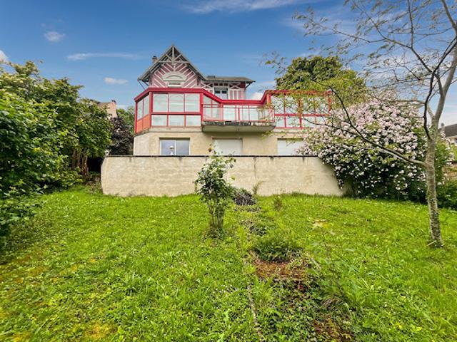 Vente Maison 7 pièces 166 m2 Hardricourt