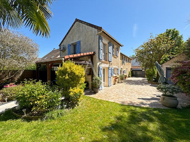 Vente Maison 7 pièces 166 m2 Jouy le Moutier