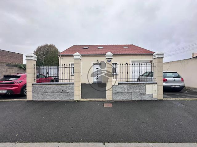 Vente Maison 7 pièces 166.8 m2 Saint Quentin