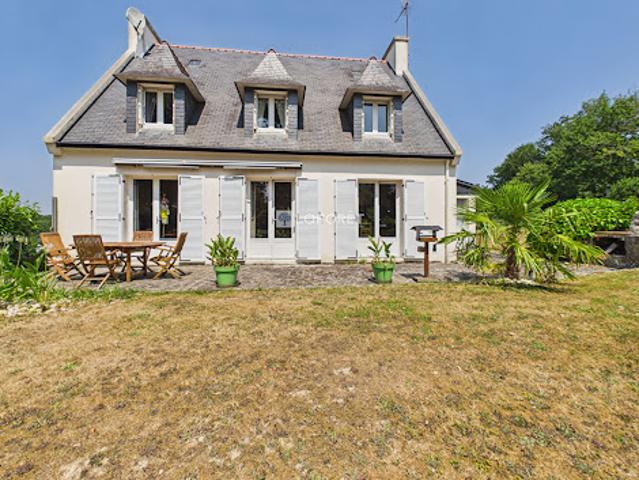 Vente Maison 7 pièces 166.95 m2 Saint Evarzec
