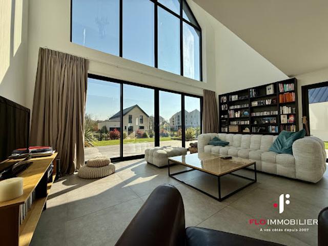 Vente Maison 7 pièces 167 m2 Benouville