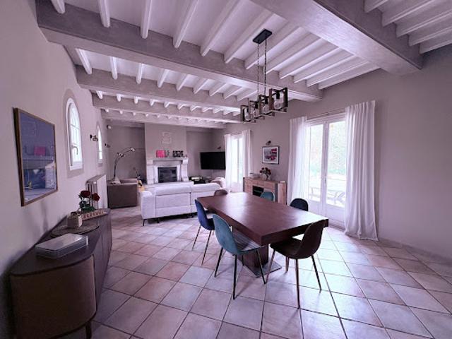 Vente Maison 7 pièces 167 m2 Loriol du Comtat