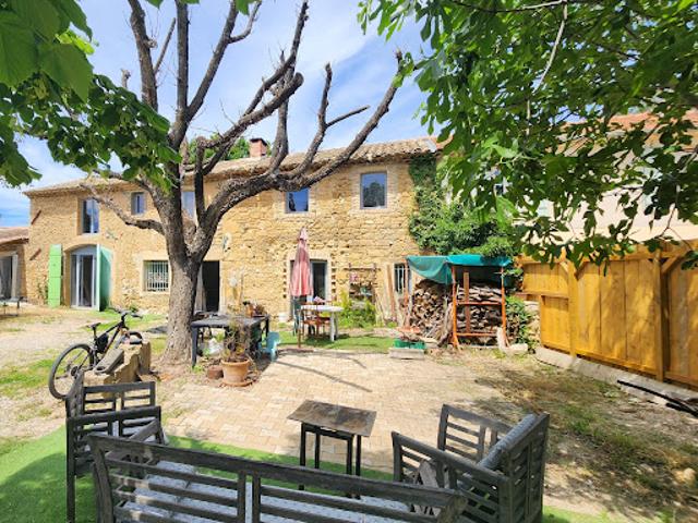 Vente Maison 7 pièces 168 m2 Sérignan du Comtat