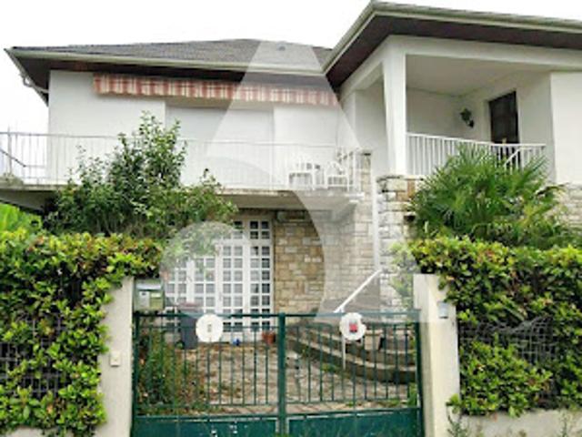 Vente Maison 7 pièces 168.9 m2 Tarbes