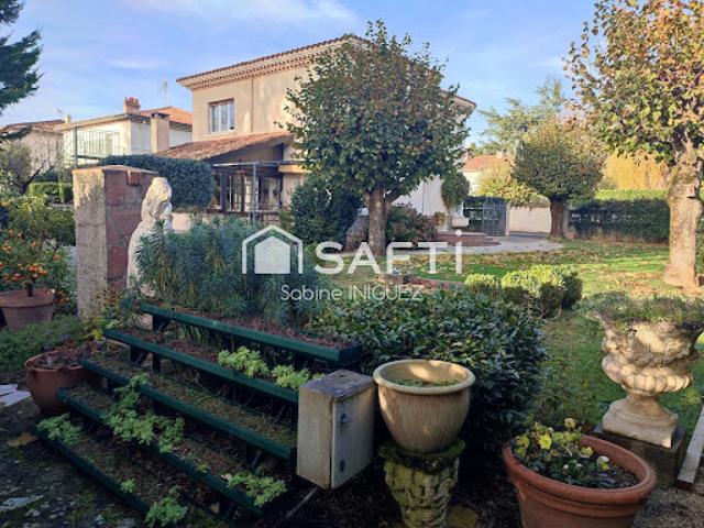Vente Maison 7 pièces 169 m2 Castres