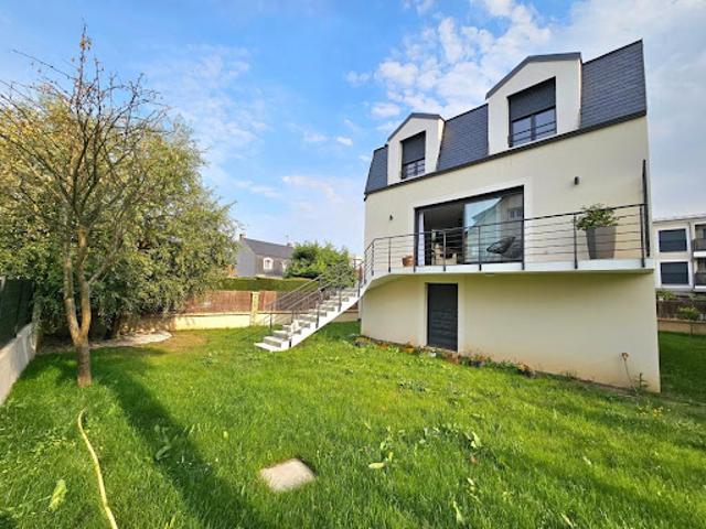 Vente Maison 7 pièces 169 m2 Chennevieres sur marne