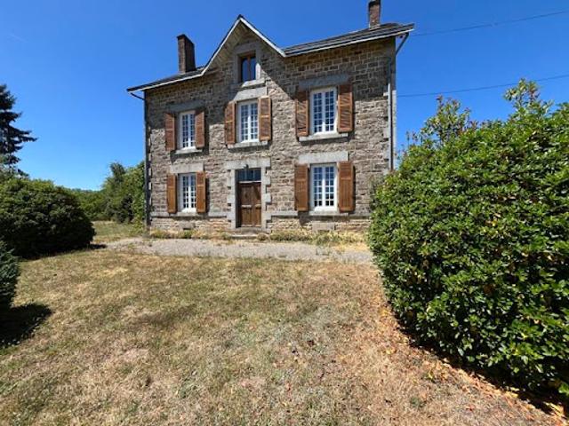 Vente Maison 7 pièces 160 m2 Neuvic Entier