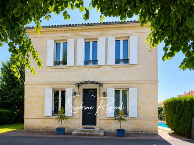 Vente Maison 7 pièces 160 m2 Begles