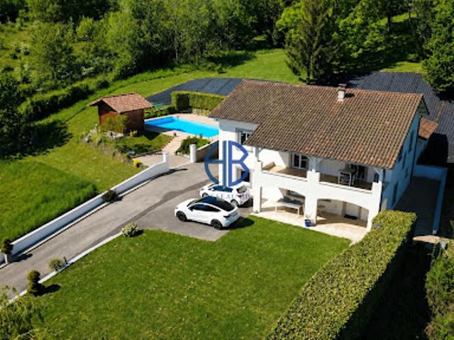 Vente Maison 7 pièces 160 m2 Cessieu