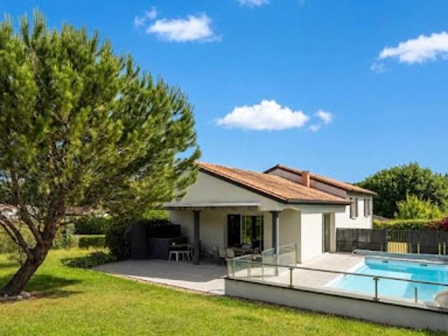 Vente Maison 7 pièces 160 m2 Champcevinel