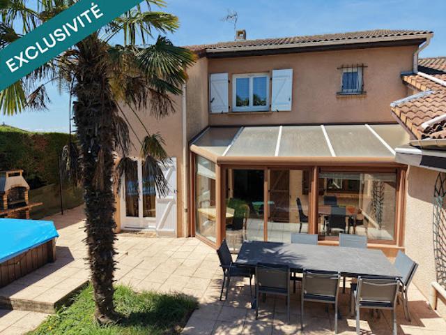Vente Maison 7 pièces 160 m2 Corbas