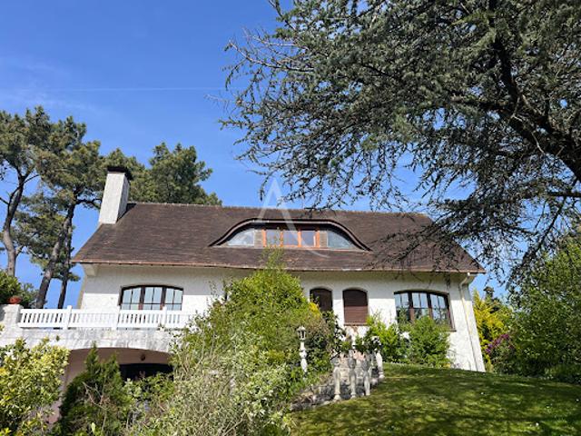 Vente Maison 8 pièces 160 m2 Etaples