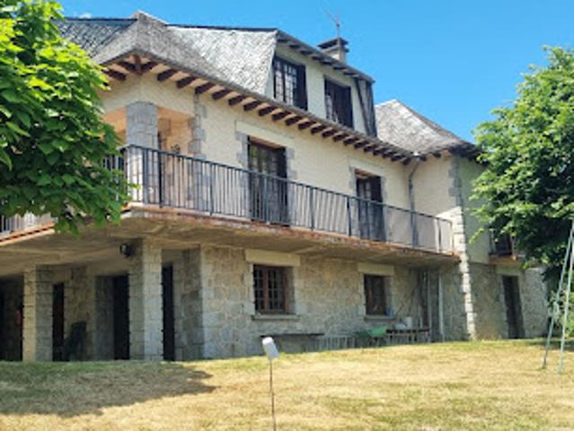 Vente Maison 7 pièces 160 m2 Entraygues sur Truyère