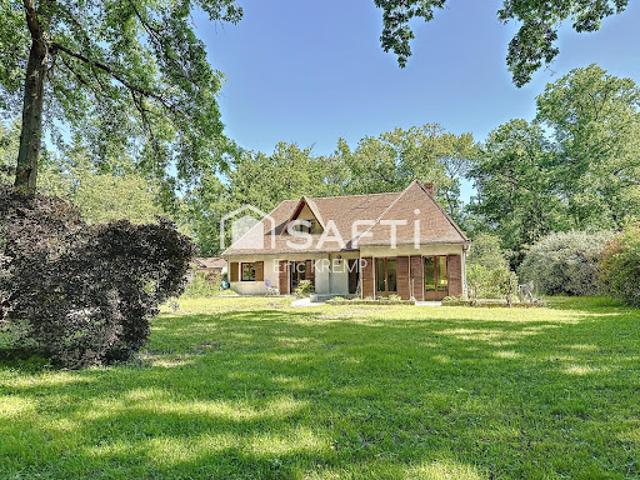 Vente Maison 7 pièces 160 m2 Lamorlaye