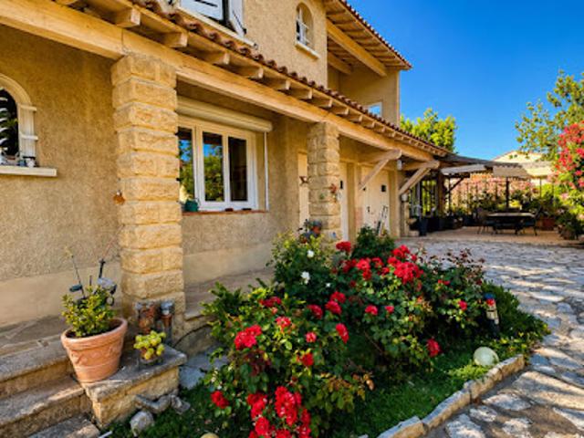 Vente Maison 7 pièces 160 m2 Les Angles