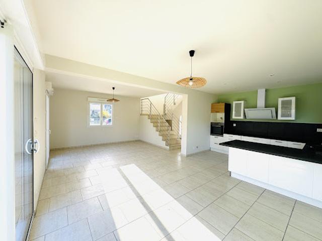 Vente Maison 7 pièces 160 m2 Romilly sur Seine