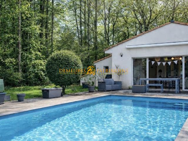 Vente Maison 7 pièces 160 m2 Saint Yrieix sur Charente