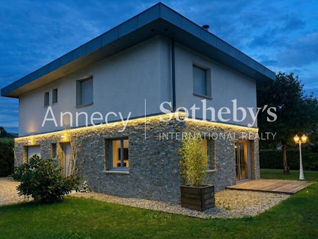 Vente Maison 7 pièces 160 m2 Sevrier