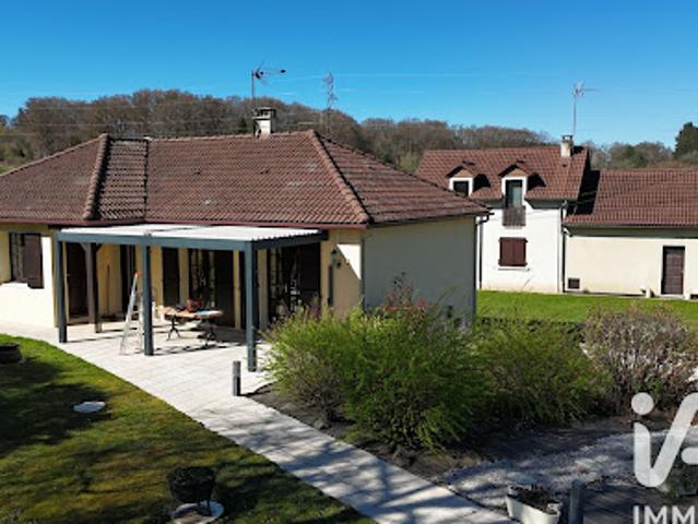 Vente Maison 7 pièces 161 m2 Mestes