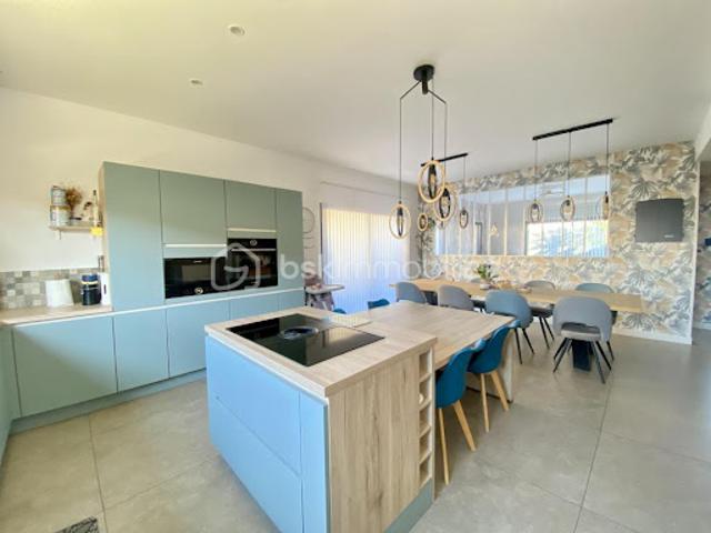 Vente Maison 7 pièces 161 m2 Montelimar