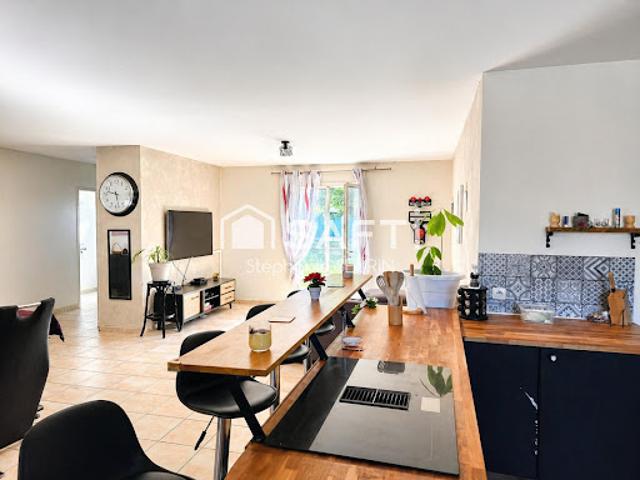 Vente Maison 7 pièces 161 m2 Montlieu la Garde