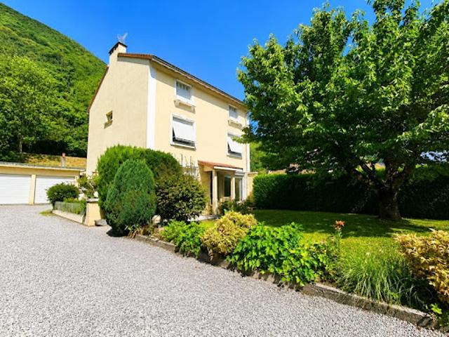 Vente Maison 7 pièces 161 m2 Sarrancolin