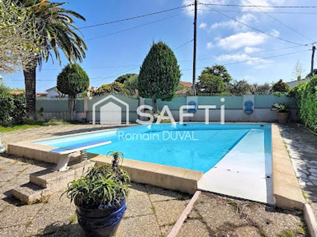 Vente Maison 7 pièces 161 m2 Six Fours les Plages